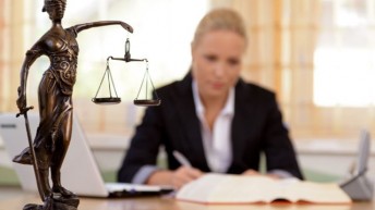 El 68 % de los jueces cree que el traspaso de competencias a las Comunidades Autónomas no ha sido beneficioso para la Justicia