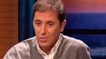 Pena de 20 años de internamiento psiquiátrico para la joven que intentó matar a la esposa del periodista Paco González